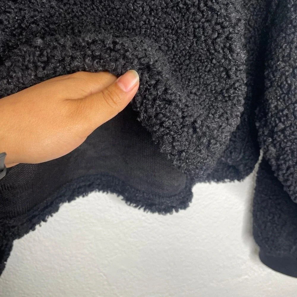 Wild Fable Black Sherpa Borg Fleece Cropped Sweatshirt Pullover Crew Neck Medium - Picture 9 of 12